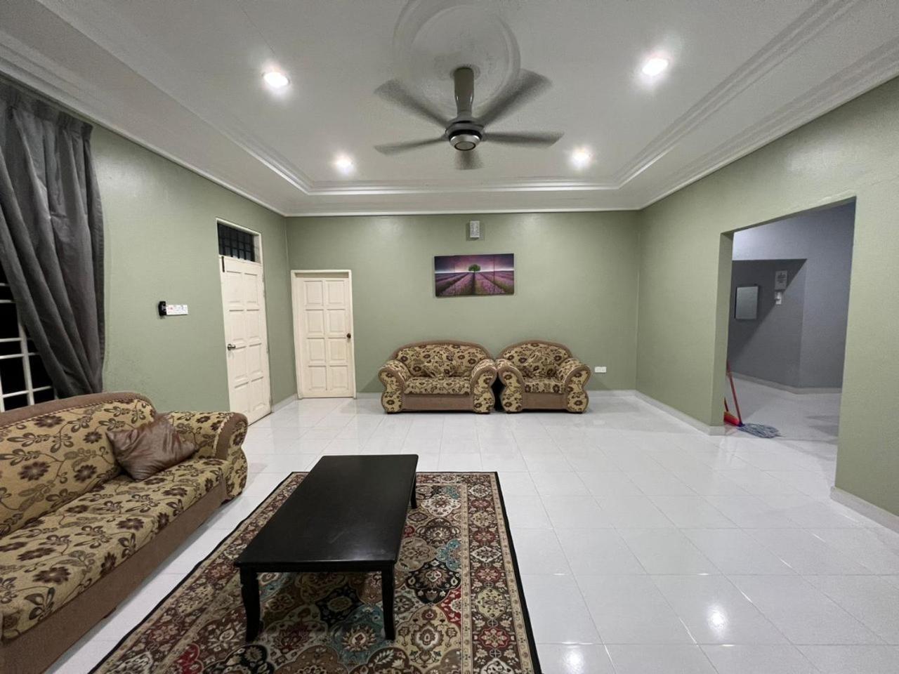 Relaxs Homestay Kota Bharu Bagian luar foto