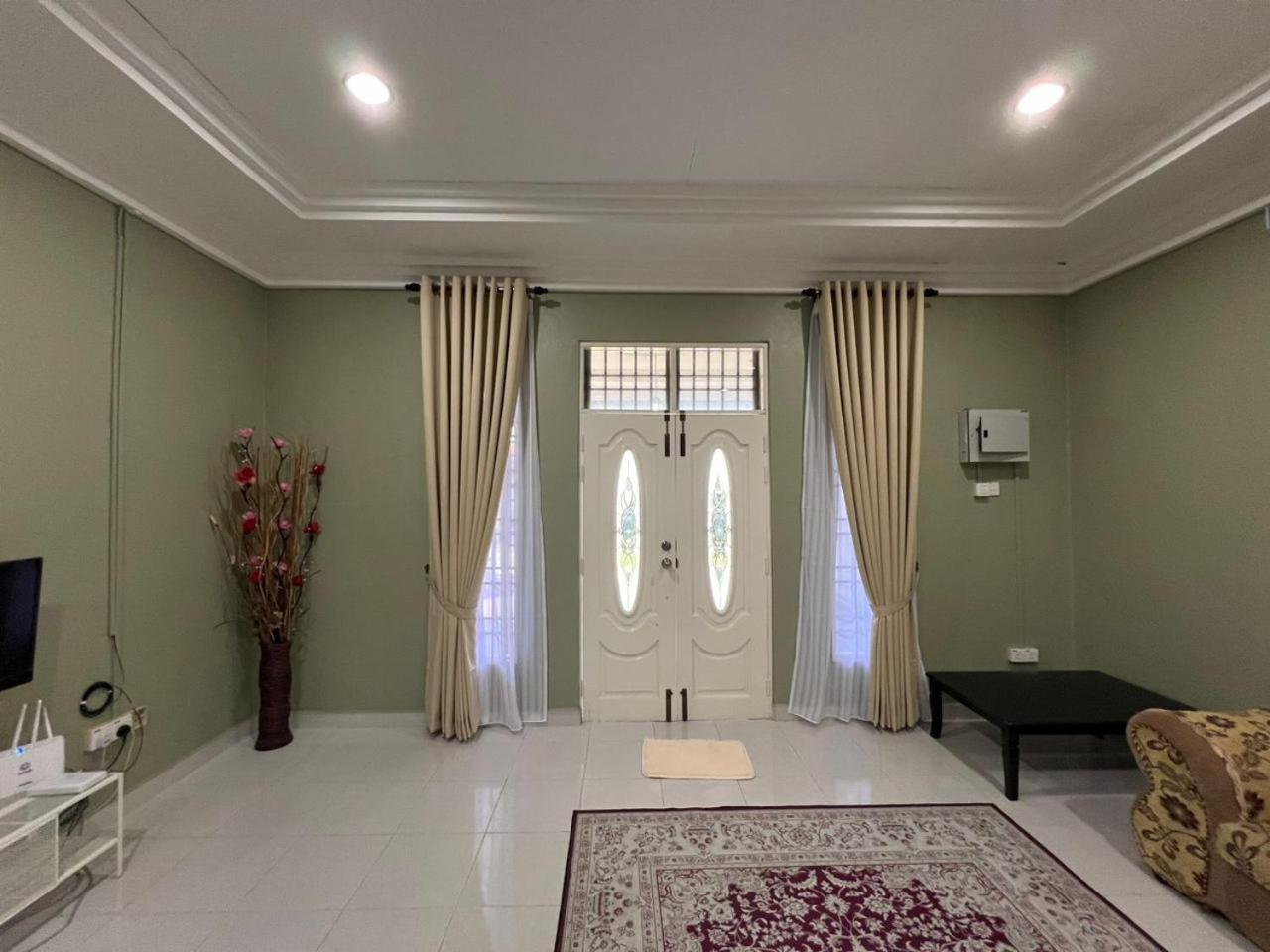 Relaxs Homestay Kota Bharu Bagian luar foto