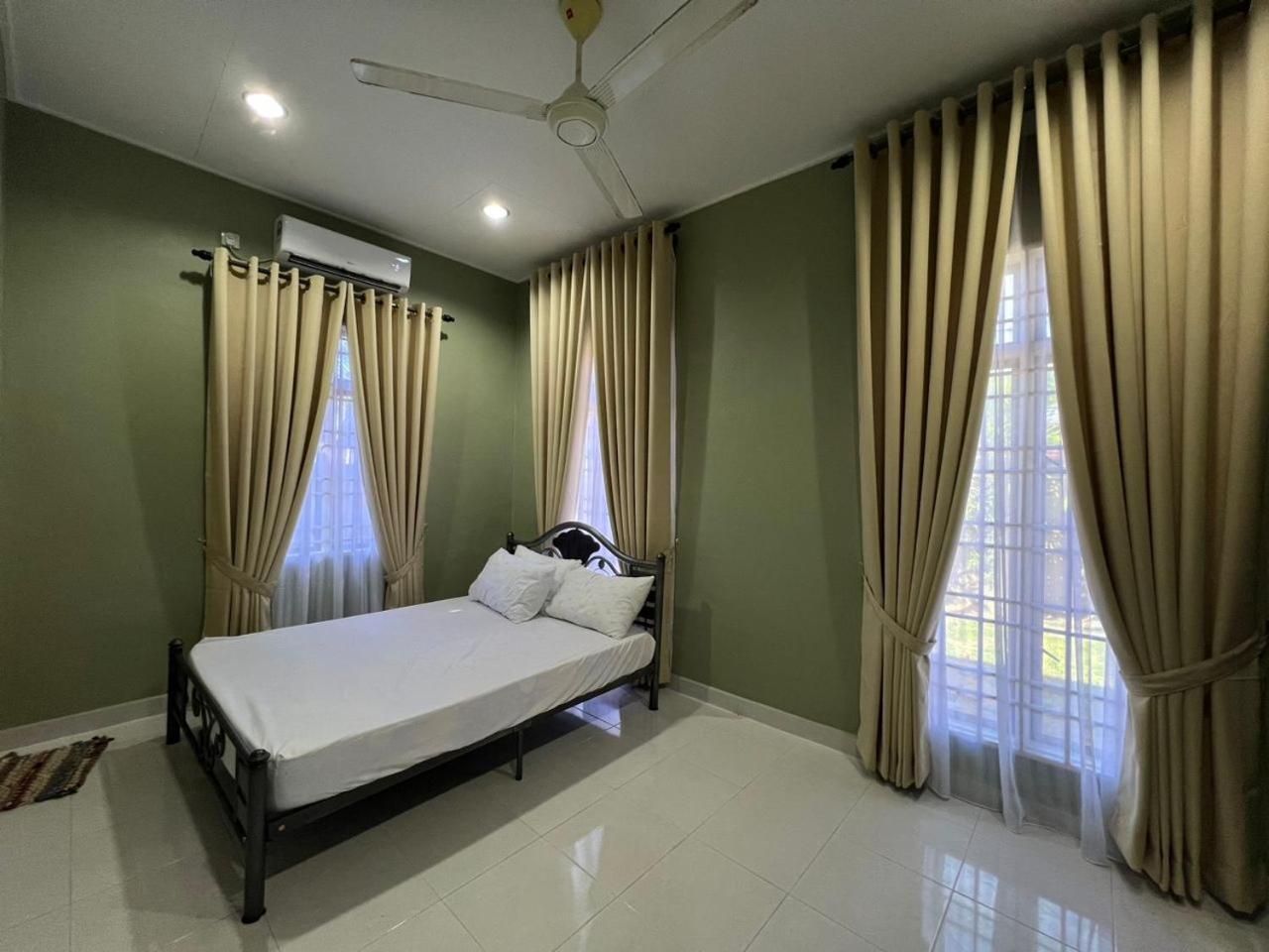 Relaxs Homestay Kota Bharu Bagian luar foto
