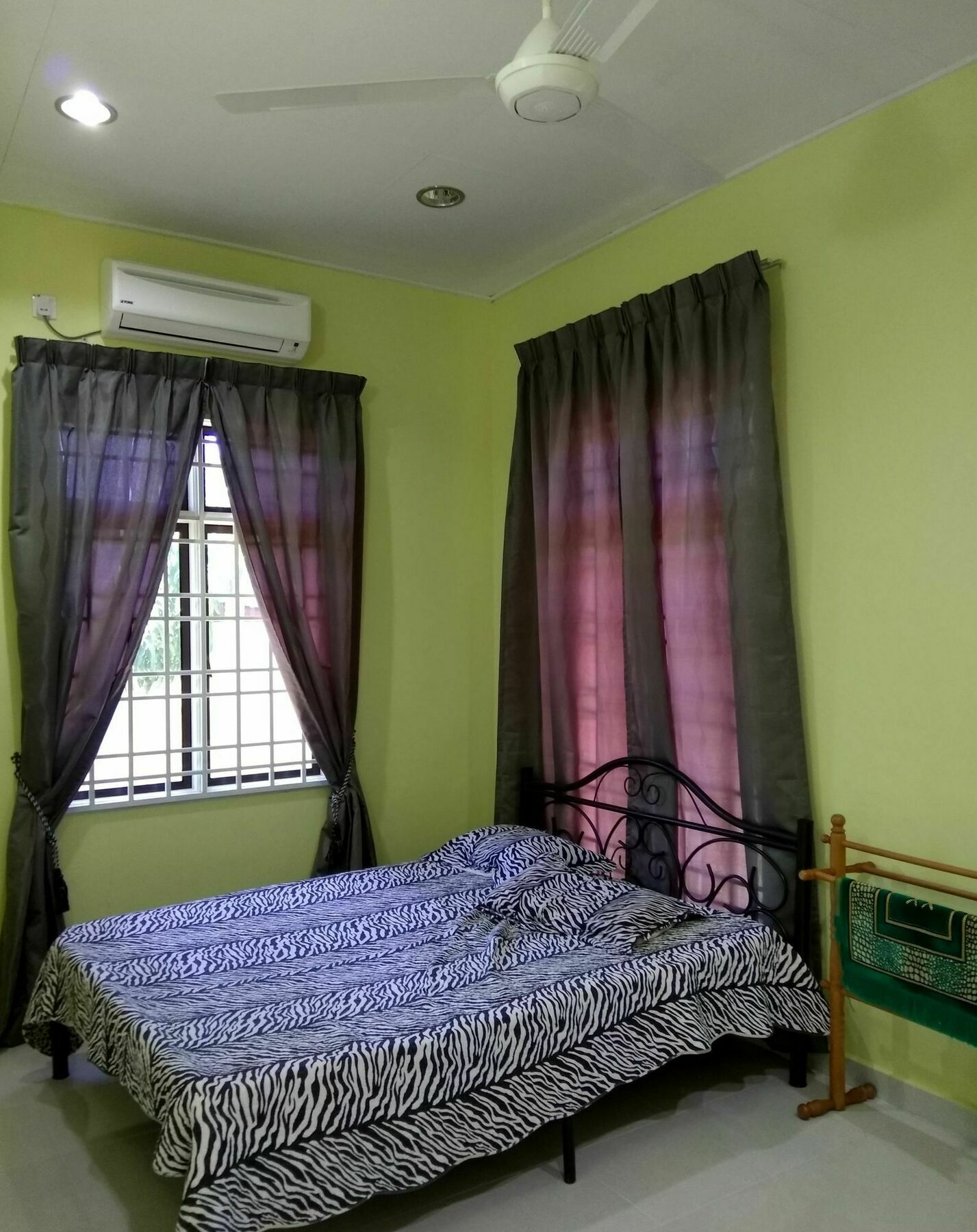 Relaxs Homestay Kota Bharu Bagian luar foto